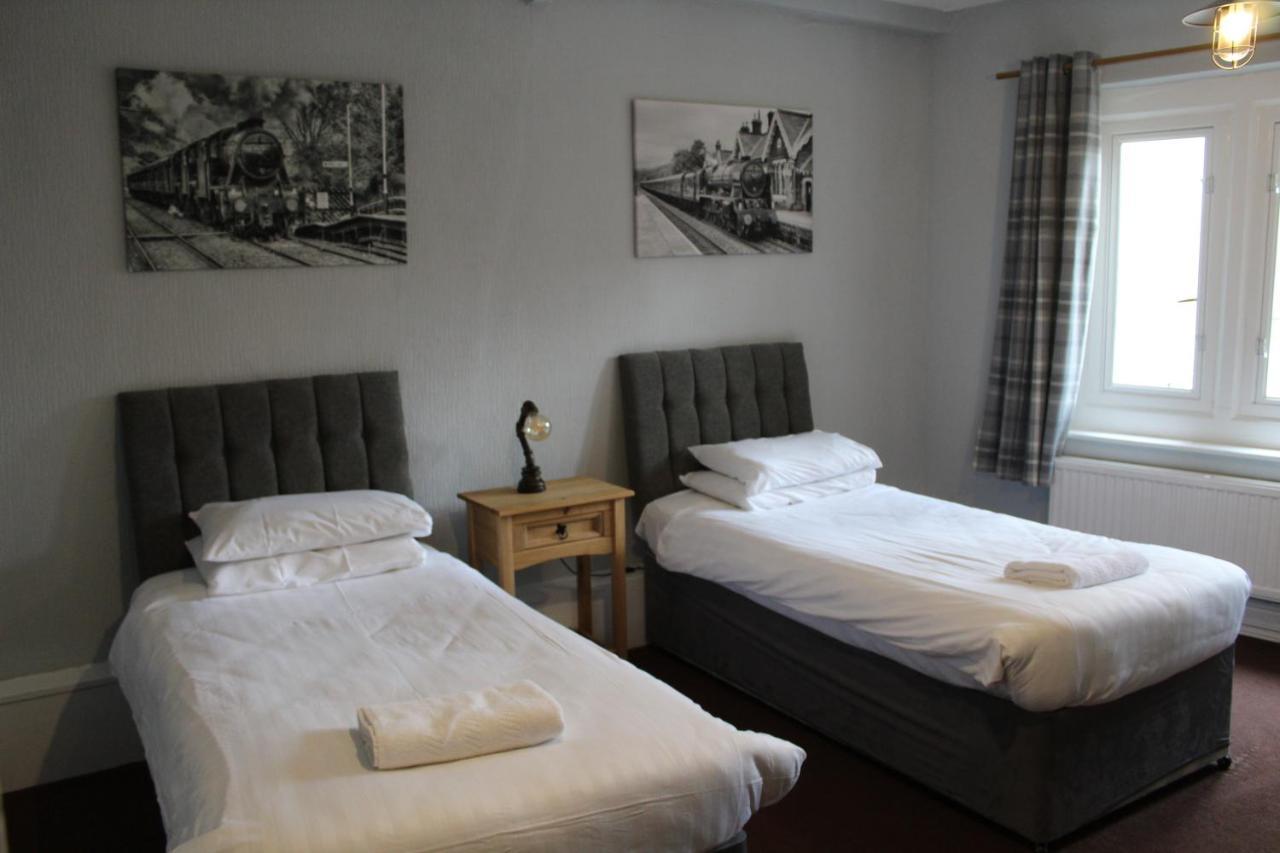 Hotel The Royal Oak à Settle Extérieur photo